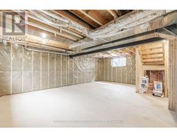 38 POSTMA CRESCENT - 37