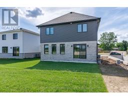 38 POSTMA CRESCENT - 43