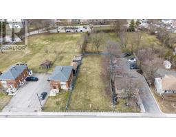 656 HURON STREET - 3