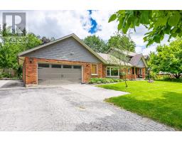 272 CHITTICK CRESCENT - 1