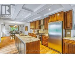 272 CHITTICK CRESCENT - 12