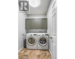 272 CHITTICK CRESCENT - 22
