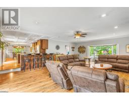 272 CHITTICK CRESCENT - 9