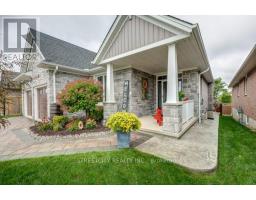 32 ACORN TRAIL - 2