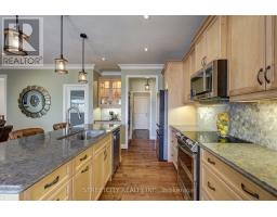 32 ACORN TRAIL - 22