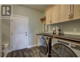 32 ACORN TRAIL - 32