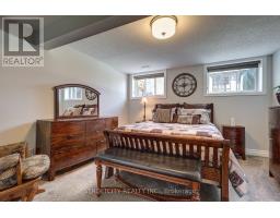 32 ACORN TRAIL - 36