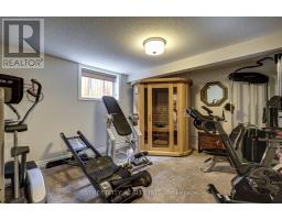 32 ACORN TRAIL - 39