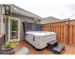 32 ACORN TRAIL - 7