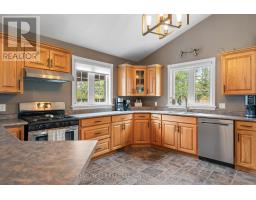 66 LORNE AVENUE - 22