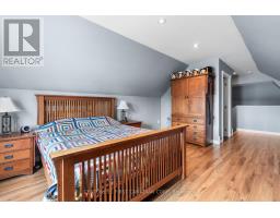 66 LORNE AVENUE - 49