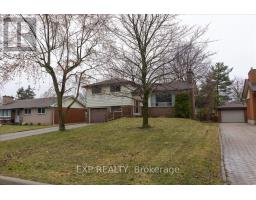 304 BURLINGTON CRESCENT - 1