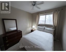 304 BURLINGTON CRESCENT - 26