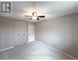 304 BURLINGTON CRESCENT - 30
