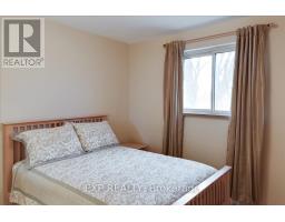 304 BURLINGTON CRESCENT - 31