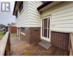 304 BURLINGTON CRESCENT - 6