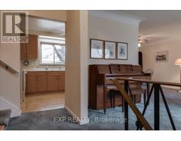 304 BURLINGTON CRESCENT - 8