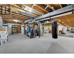 78 CARRIAGE HILL DRIVE - 39