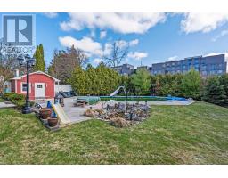 27 CHEROKEE ROAD - 39