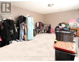 77 - 70 CHAPMAN COURT - 15