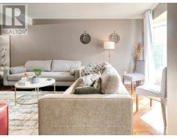 77 - 70 CHAPMAN COURT - 4