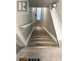 389 DUFFERIN AVENUE - 23