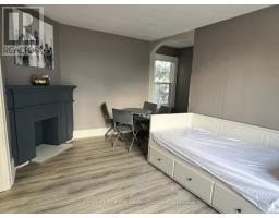 389 DUFFERIN AVENUE - 30