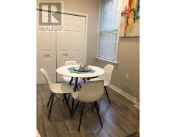 389 DUFFERIN AVENUE - 44