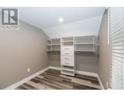74 STUART STREET - 25