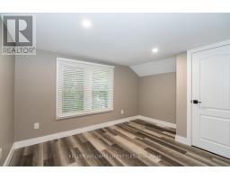 74 STUART STREET - 27