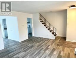 403 GRIFFITH STREET - 3