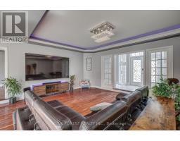 475 UPPER QUEEN STREET - 11