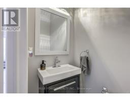 475 UPPER QUEEN STREET - 26