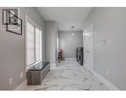 475 UPPER QUEEN STREET - 28