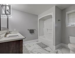 475 UPPER QUEEN STREET - 41