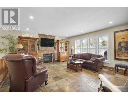 368 SUNNYSIDE COURT - 15