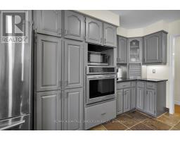 368 SUNNYSIDE COURT - 21