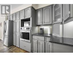 368 SUNNYSIDE COURT - 23