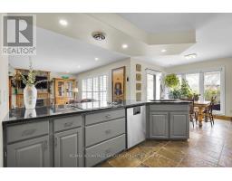 368 SUNNYSIDE COURT - 24