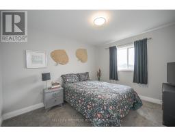 16 OLDE CLOVER DRIVE - 27