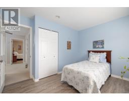 245 EVERGLADE CRESCENT - 18