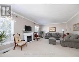 245 EVERGLADE CRESCENT - 5
