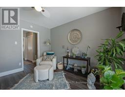 1546 GLENGARRY AVENUE - 13