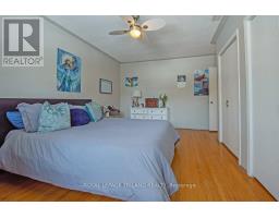 1546 GLENGARRY AVENUE - 17