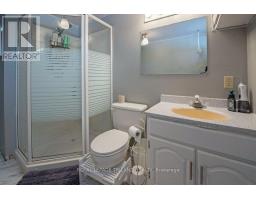 1546 GLENGARRY AVENUE - 23