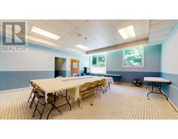 210 - 1180 COMMISSIONERS ROAD W - 38