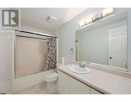60 - 151 MARTINET AVENUE - 12