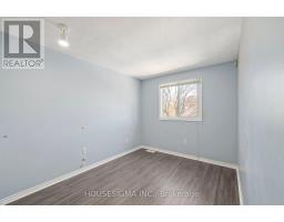 60 - 151 MARTINET AVENUE - 14
