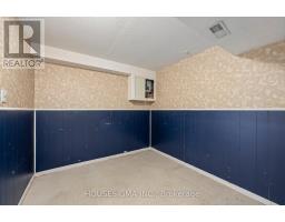 60 - 151 MARTINET AVENUE - 18