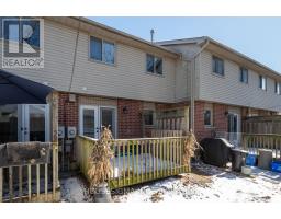 60 - 151 MARTINET AVENUE - 22